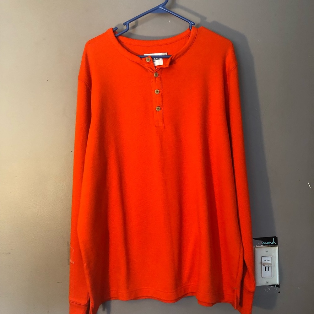 Men’s long sleeve shirt